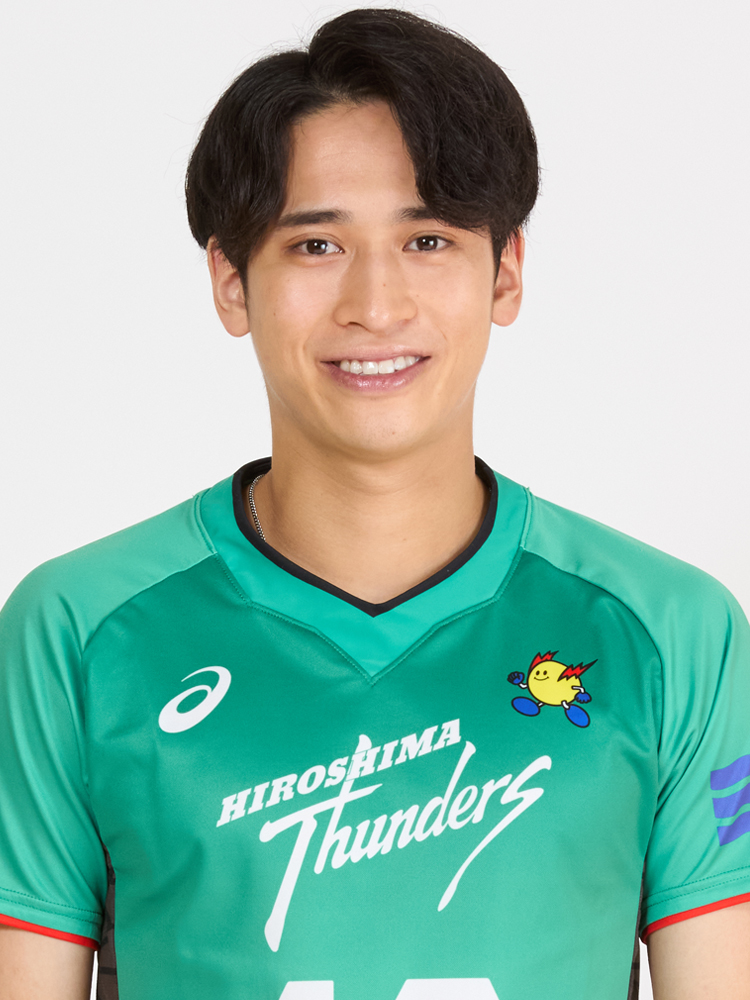JT サンダース　パンツ　バレー　黒　緑　SVリーグ　春高　国体　全国　インカレ JTサンダーズ広島、東京グレートベアーズにフルセット勝ち、前田の