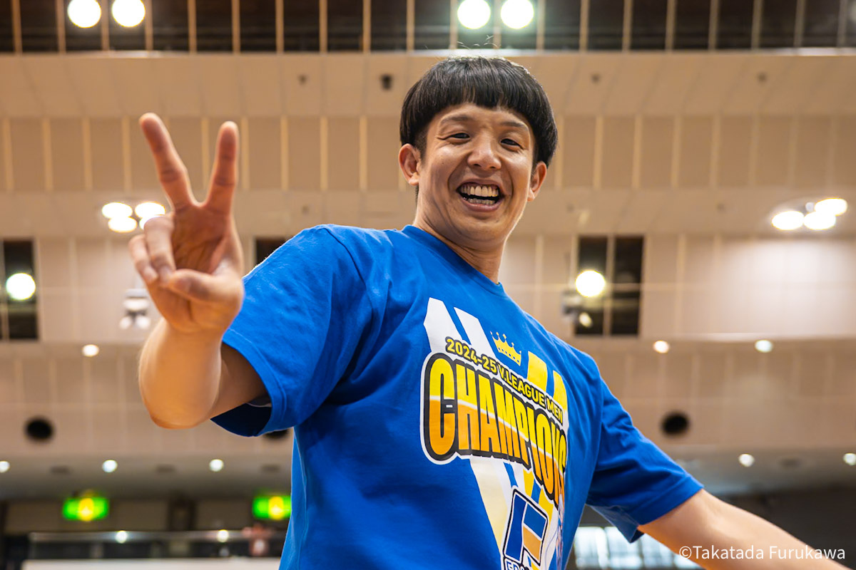 フラーゴラッド鹿児島が優勝記念グッズをオンライン販売開始