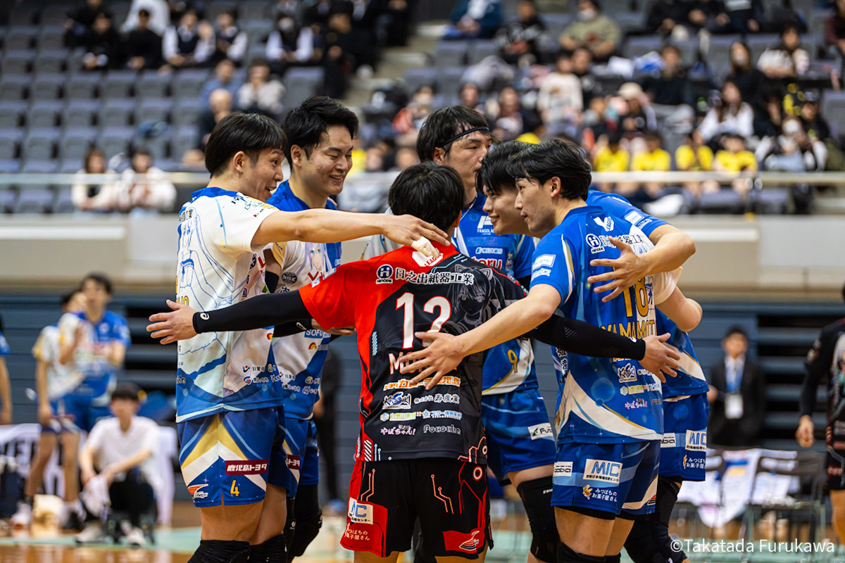 vリーグ大同特殊鋼知多レッドスター　ユニフォーム 新ユニフォームが完成しました！ | トピックス | 大同特殊鋼知多