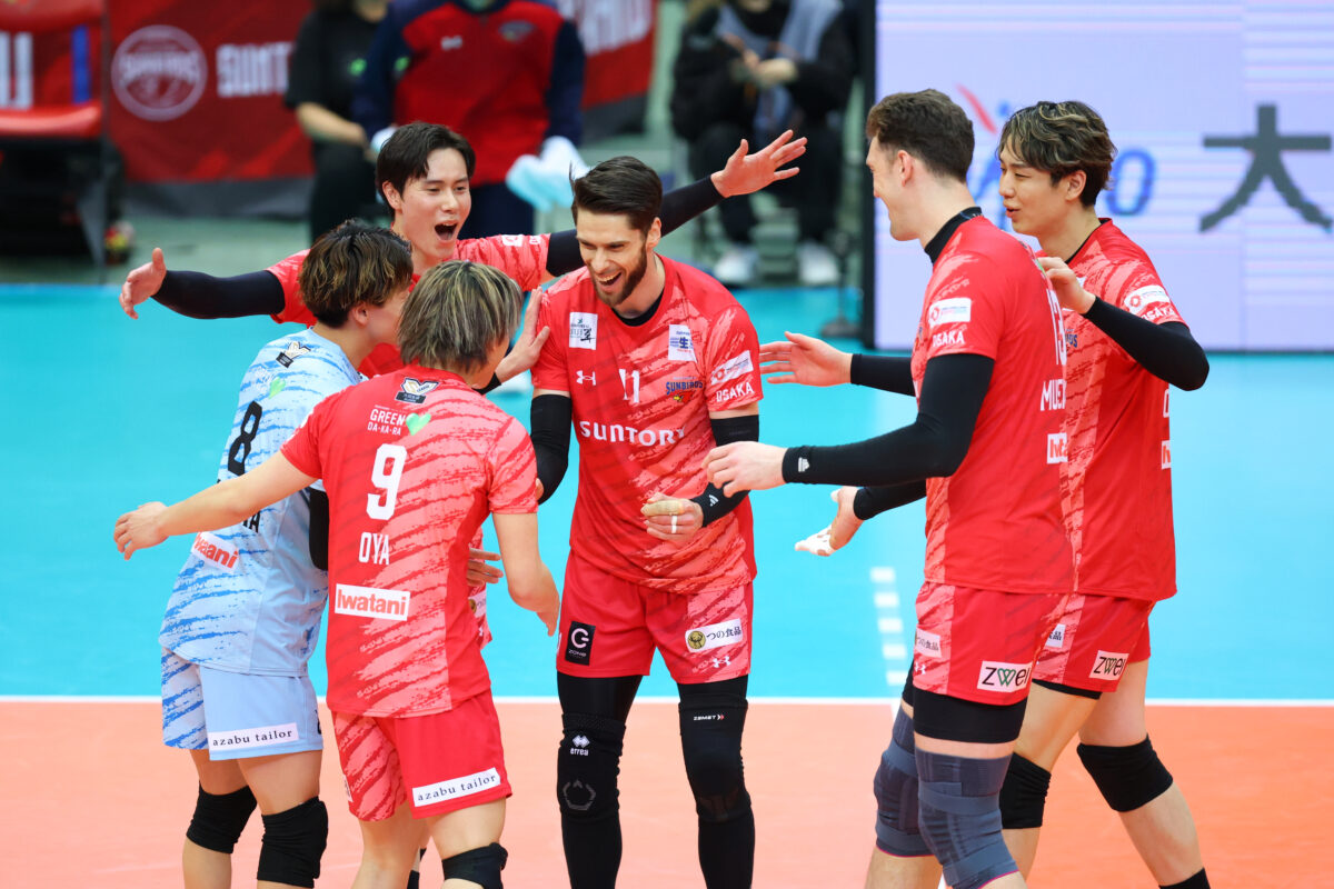 悔しいフルセット負けから一夜、サントリーがGAME2をストレートで制す