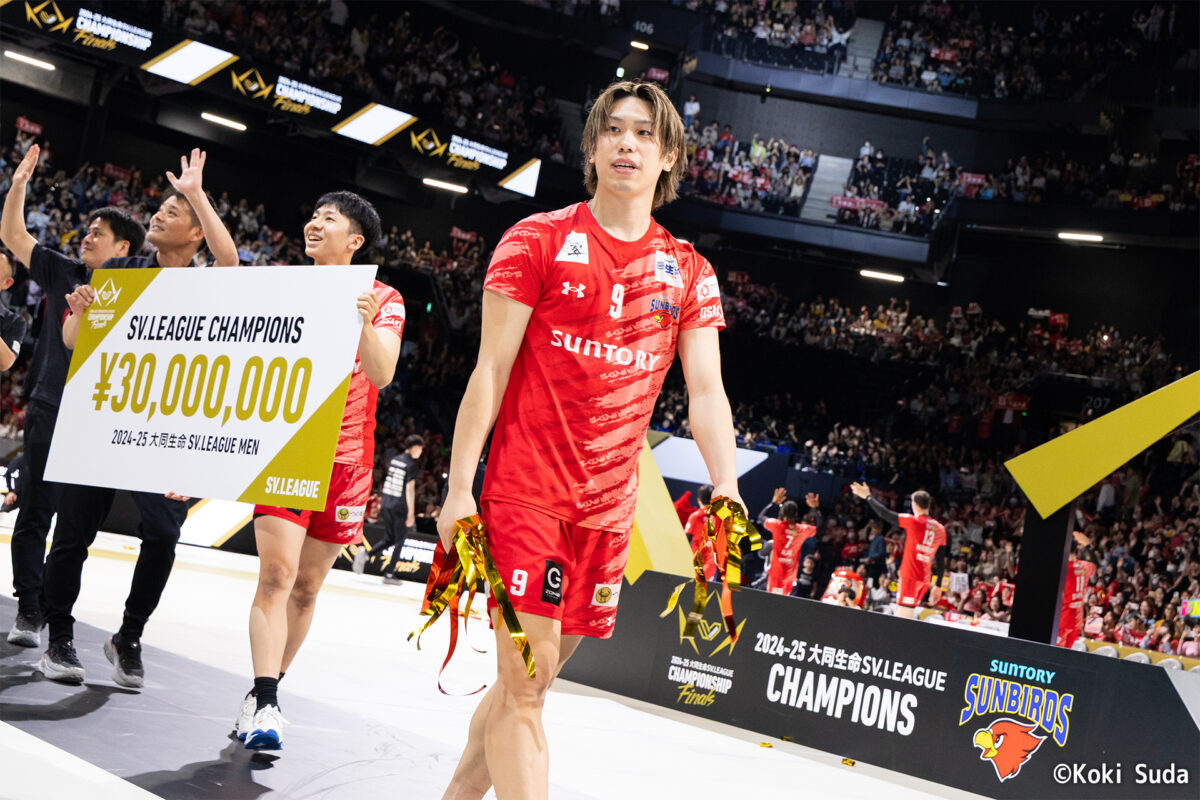 サントリーの29連勝を止めたのは日鉄堺BZ！ 大宅真樹が古巣撃破で掴ん
