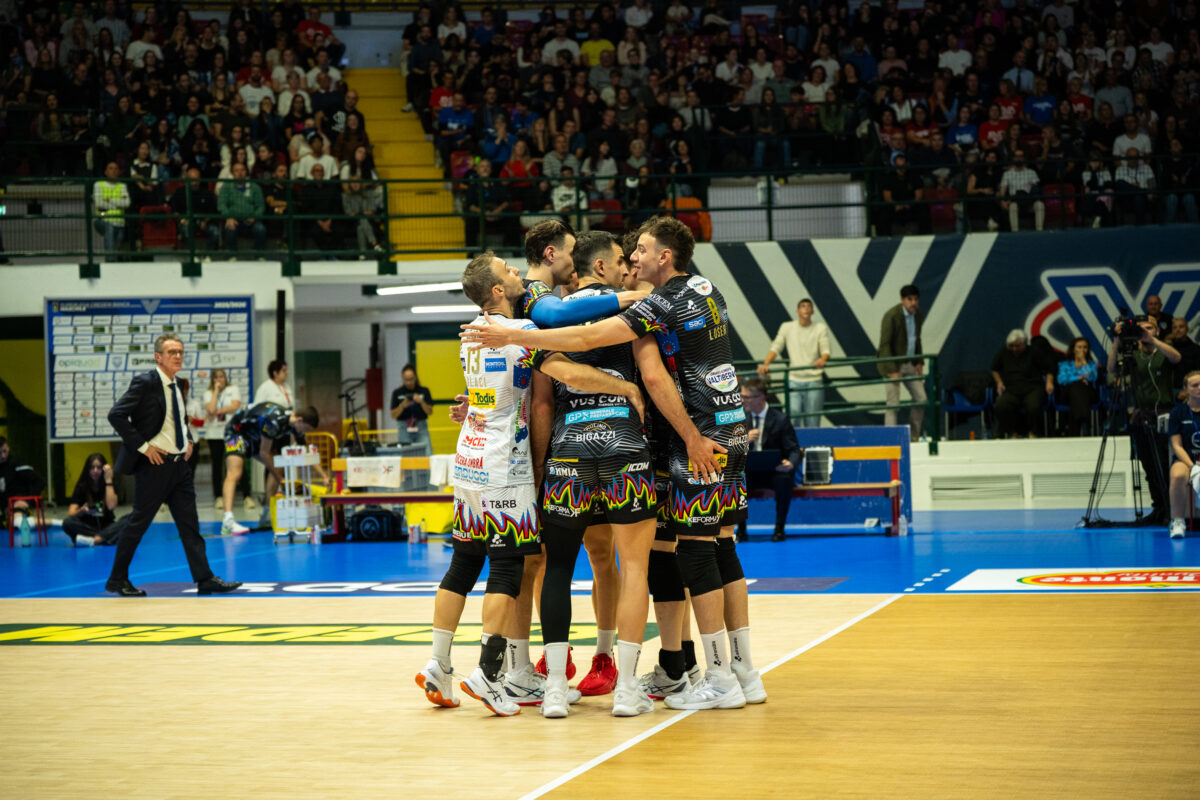 ペルージャが開幕戦勝利！ 石川祐希は途中交代も18得点【セリエA男子